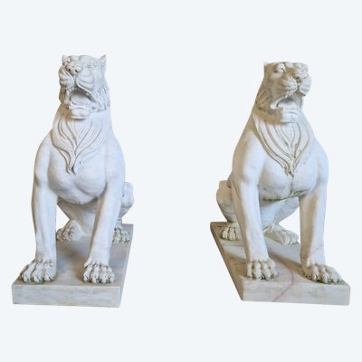 Paire De Statues De Lion En Marbre Antiques **très Lourdes**