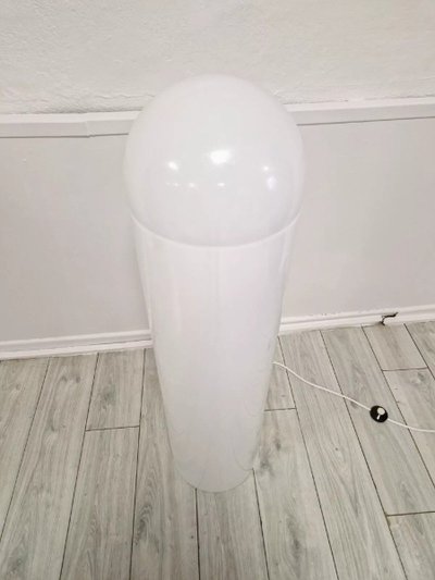 Lampada da terra totemica italiana anni '70