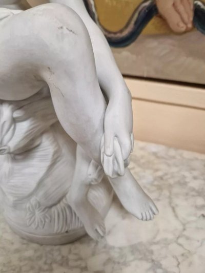 Scultura antica di Diana che fa il bagno dopo Falconet