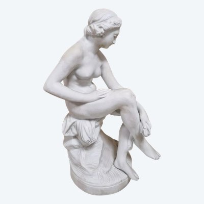 Scultura antica di Diana che fa il bagno dopo Falconet