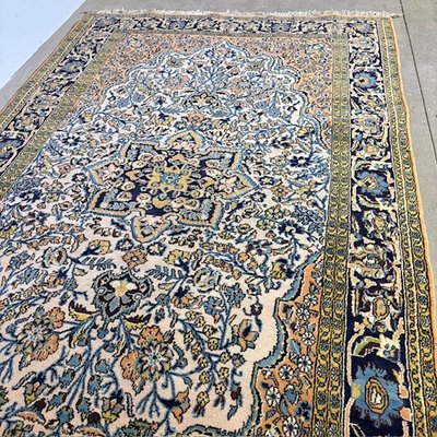 Magnifique tapis persan de qualité Kum 240 x 140