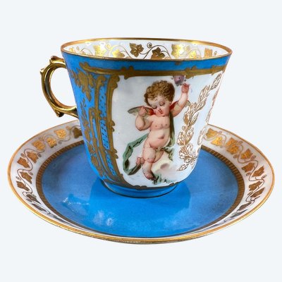 Rara tazza in porcellana di Sèvres - Monogramma imperiale "LP" e marchio del Castello delle Tuileries