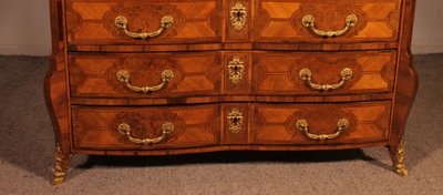 Mazarine Chest Of Drawers / Commode From The Beginning Of The 18th Century