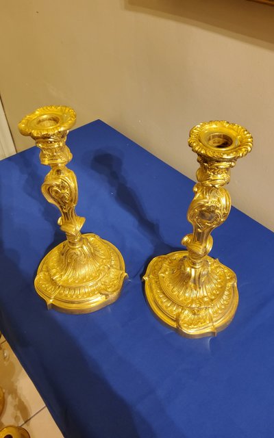 Pair of Flambeaux in gilded chiselled bronzes Rocaille d'aprés Meissonnier 19th century