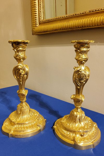 Pair of Flambeaux in gilded chiselled bronzes Rocaille d'aprés Meissonnier 19th century