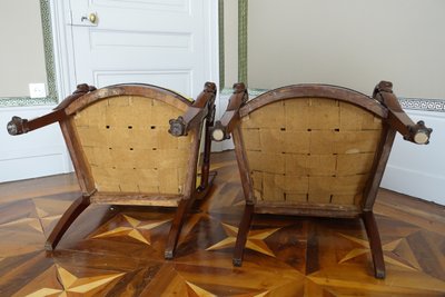 Pair of Empire mahogany armchairs, swan model - attributed to Bellangé