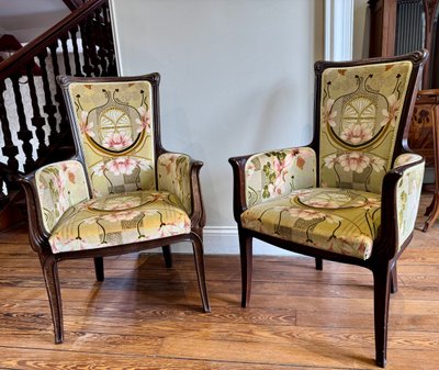 Paire de Fauteuils Art Nouveau 