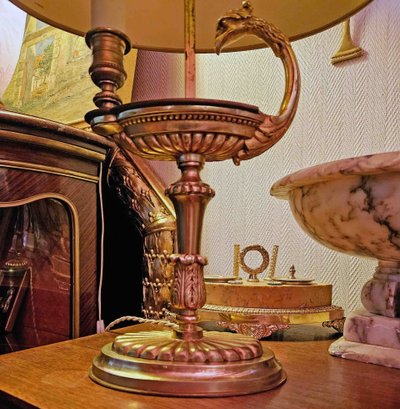 Lampe Bouillotte En Bronze Et Tôle Laquée