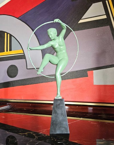 Derenne Sculpture Art Déco Danseuse Au Cerceau