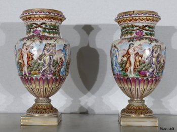  Pair of Vases of Capodimonte - End of XIXth century