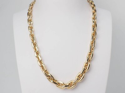 Yellow gold and diamond filing chain necklace