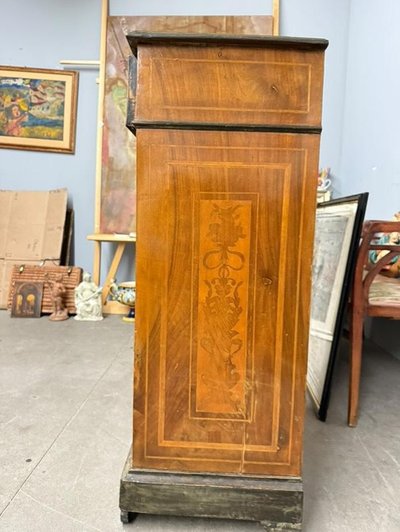 Antique chest of drawers with 4 drawers from the 1900s in inlaid walnut, size 111x73x43