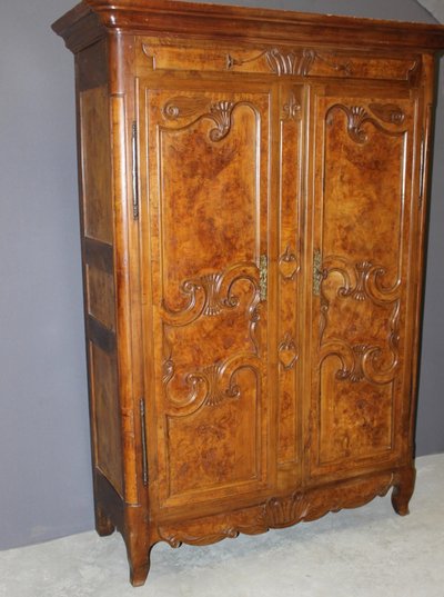 Armoire Bressane En Merisier Et Frêne XIX