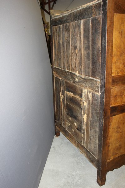 Armoire Bressane En Merisier Et Frêne XIX