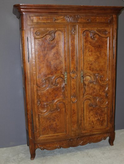 Armoire Bressane En Merisier Et Frêne XIX