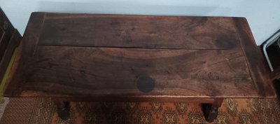 18th century Maie table in walnut