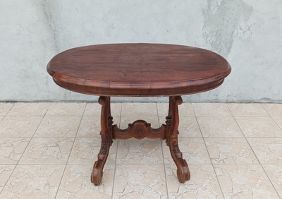 Napoleon III walnut gueridon table