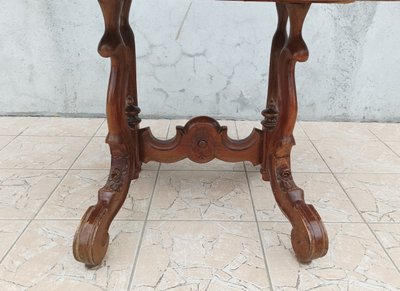 Napoleon III walnut gueridon table