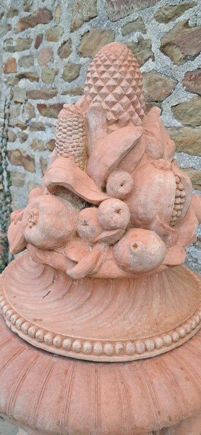 Terracotta sculpture XX 115 x 65