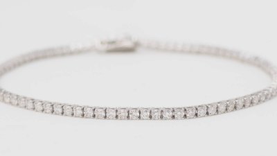 Luxury river bracelet in white gold and 2.04ct diamonds