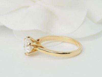 Yellow gold and 1.59ct diamond solitaire ring