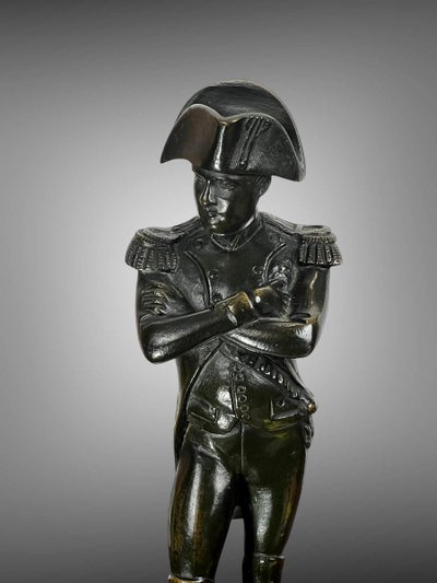 ALTE BRONZE AUS DEM 19. JAHRHUNDERT, SIGNIERT VON ÉMILE GUILLEMIN (1841-1907), STEHENDER NAPOLEON