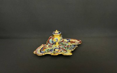 Antikes Tintenfass aus Cloisonné-Emaille und vergoldeter Bronze – spätes 19. / frühes 20. Jahrhundert