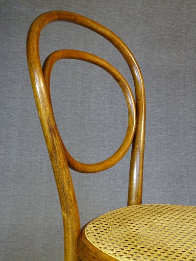 2 Thonet Nr. 10 Stühle, Version 1870, neues Rohrgeflecht