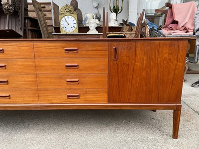 Skandinavisches Teak Sideboard um 1960 198 cm