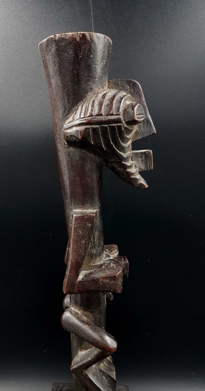 Fragment de sceptre ou de canne, Peuple Songye, R.D.C.