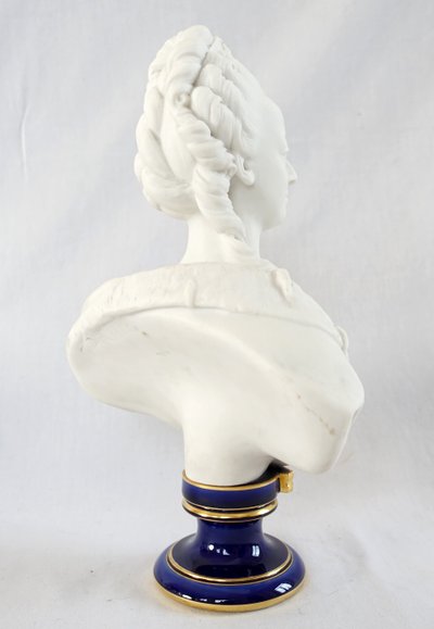 Sèvres - royalist bust of Marie Antoinette, Dauphine of France, after Boizot in 1774 - signed