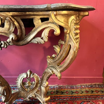 Console en bois doré, époque Louis XV