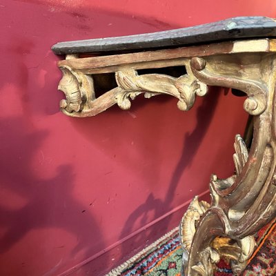 Console en bois doré, époque Louis XV