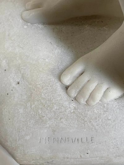 Bather – A Refined Sculpture in Carrara Marble by Cipriani Ugo di Meneville