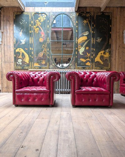 Rotes Chesterfield-Wohnzimmer