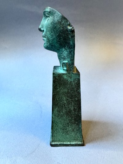 Bronzeskulptur von Igor Mitoraj „Tindaro“ Büste eines Mannes 