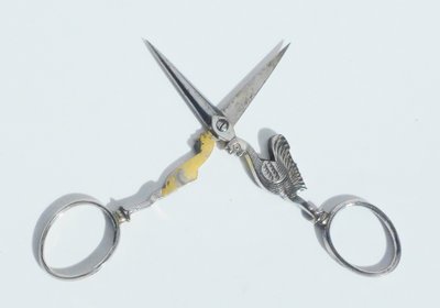 Pair of rooster-shaped steel embroidery scissors, sewing necessary, late 19th-early 20th century