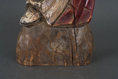 Virgin and Child Polychrome carved wood Mid-20th century Large size