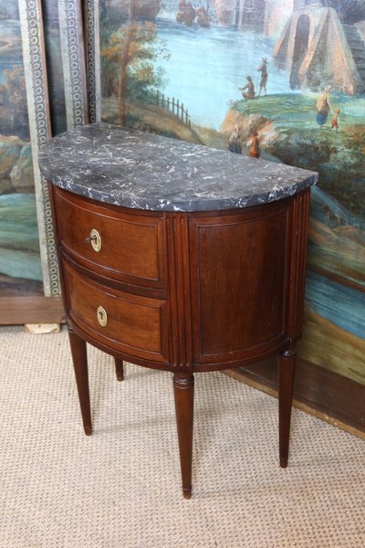 Commode demi-lune Louis XVI