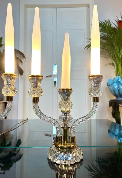 Coppia di lampade da tavolo - Candelabri in vetro Art Déco con candele finte opaline