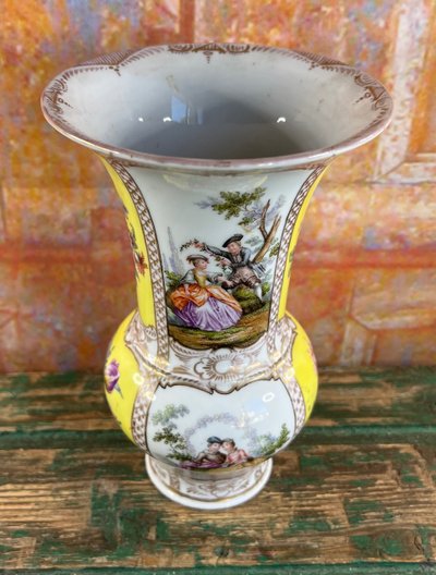 Vaso in porcellana di Dresda – Manifattura Helena Wolfsohn – Circa 1880