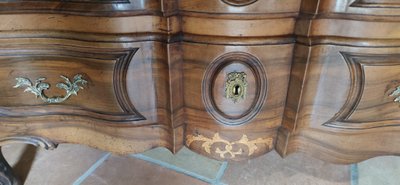 18th century walnut crossbow chest of drawers