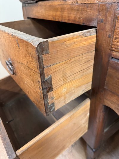 Bordeaux Louis XV period curved sloping desk in solid walnut circa 1750