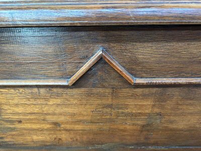 Small wood or toy chest