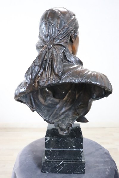 Buste De Jeune Femme, Sculpture Bronze