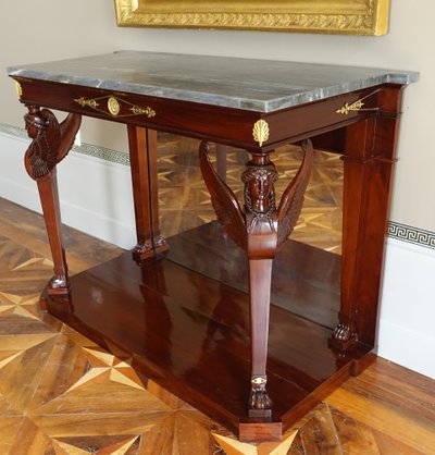 Consulate period console in flamed mahogany, attributed to Molitor - mercury-gilt bronzes