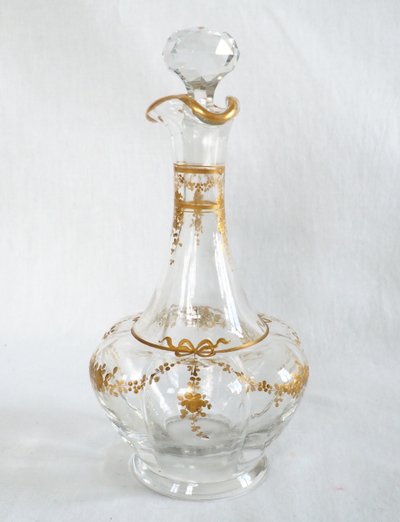 Servizio da liquore del periodo Napoleone III in cristallo Baccarat impreziosito da oro fino