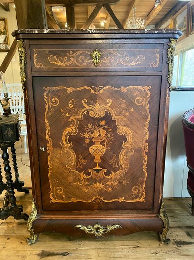 Napoleon III high cabinet, richly inlaid