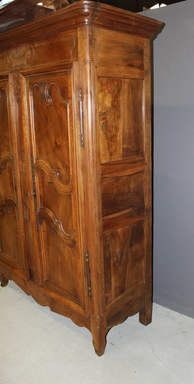 Armoire Bressane En Noyer Datée 1888