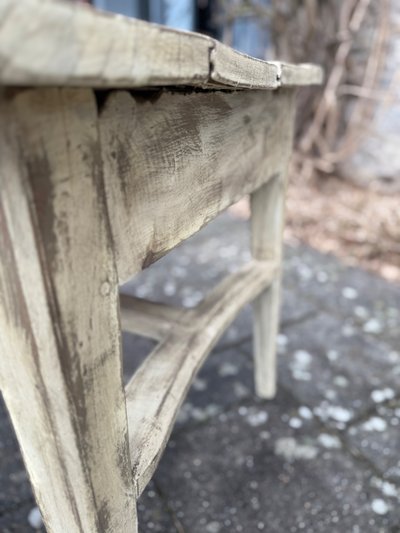 Table de ferme aux motifs peints et patine datant du 19e siècle 